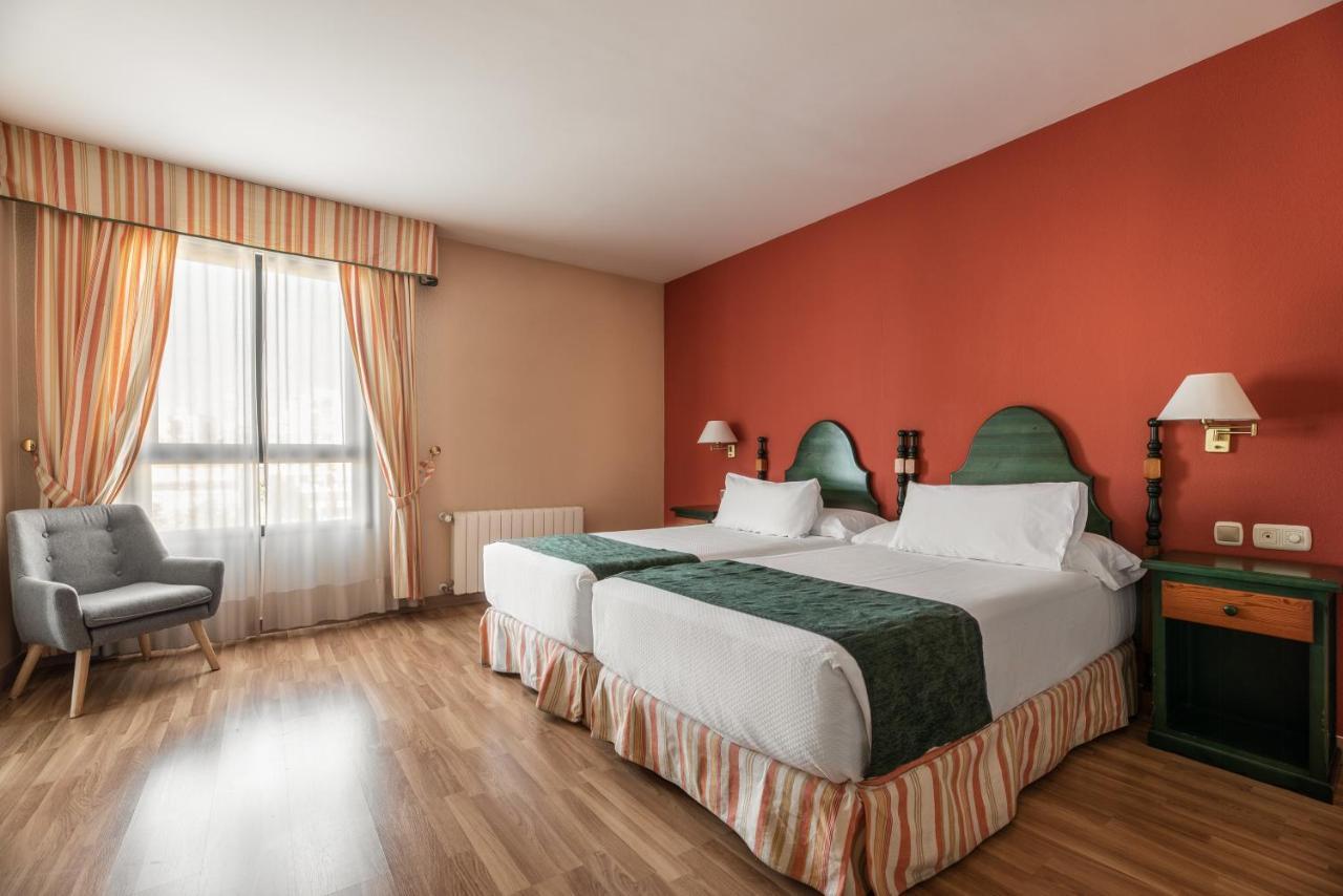 Hotel Rio Badajoz Esterno foto
